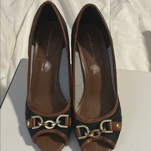 Tommy Hilfiger Brown Peep Toe Heels